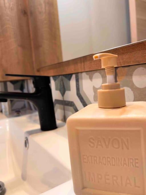 Appartamento Loft Pied De Coline Au Calme Ginasservis Esterno foto