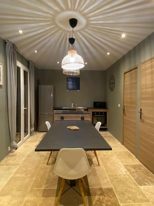 Appartamento Loft Pied De Coline Au Calme Ginasservis Esterno foto